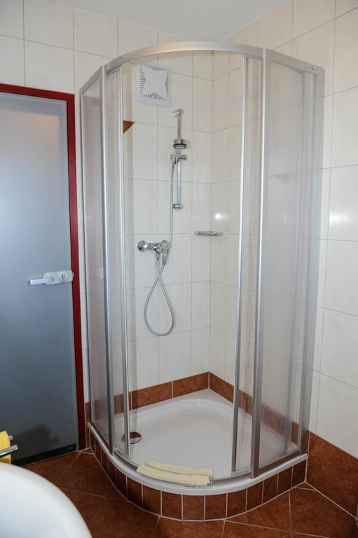 Hotel Posauner سانكت فيت ايم بونغو المظهر الخارجي الصورة